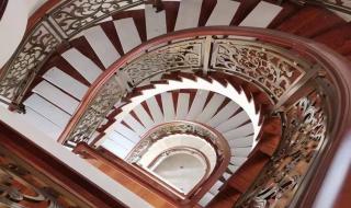 不锈钢楼梯扶手图片 不锈钢楼梯扶手图片