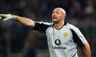 世界足坛十大顶级门将